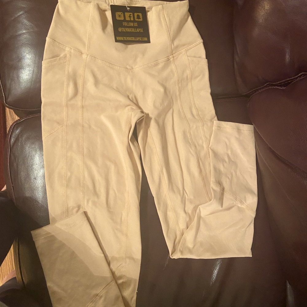 Til you collapse heart booty leggings